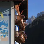 Aurora Hotel