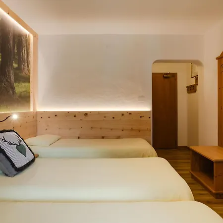 Aurora Hotell 2*