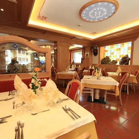 Hotel Aurora Canazei