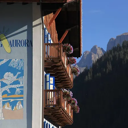 Aurora Hotel