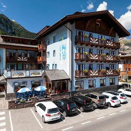 Aurora Hotel