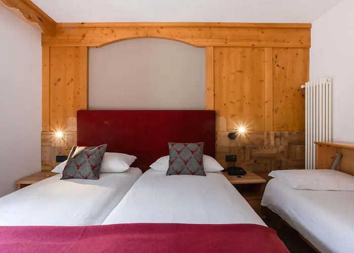 Aurora 2* كنازاي